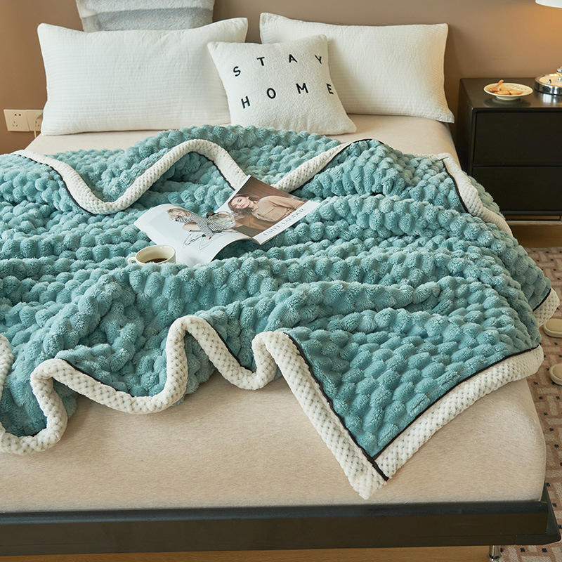 Plaid Pilou en relief matelassé